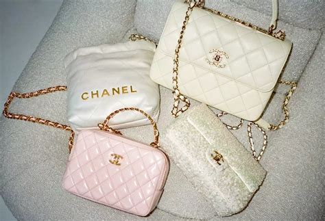 does chanel sell online